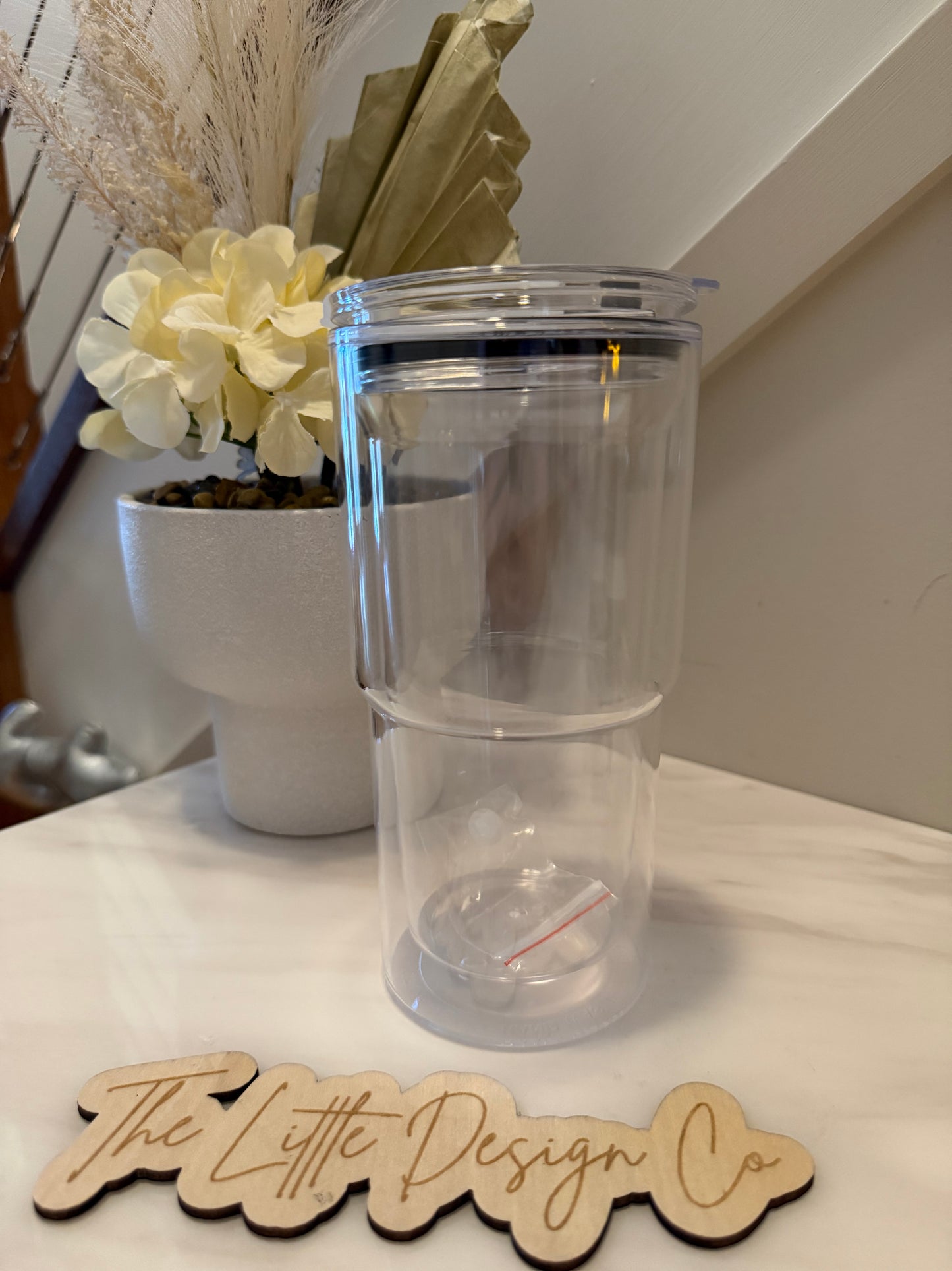 Traveller Mug Snowglobe