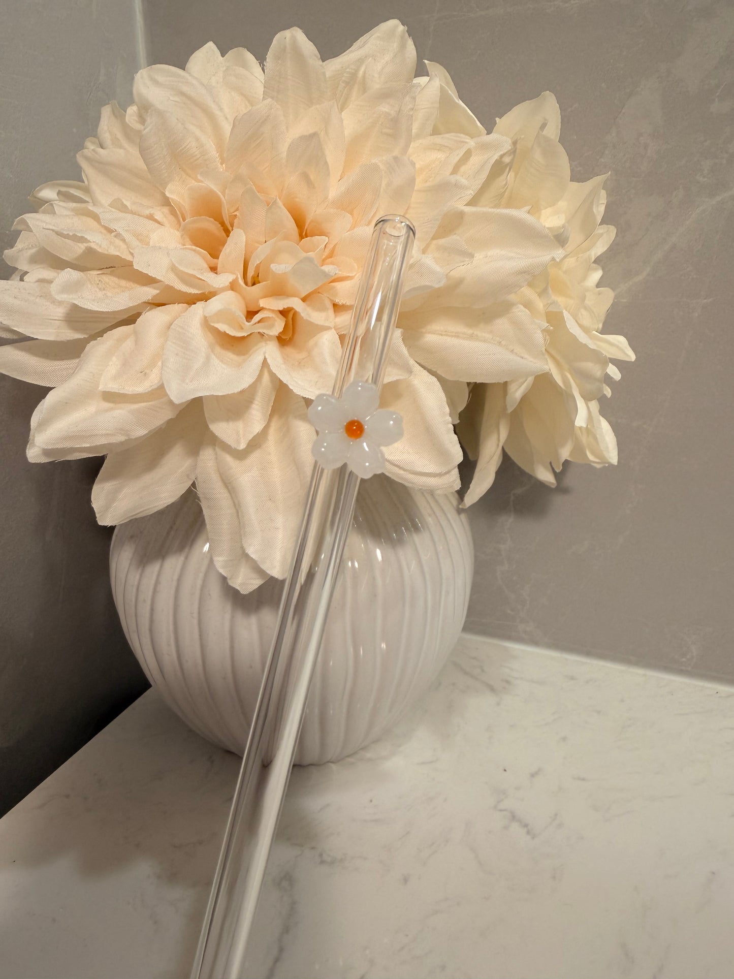 White flower - small