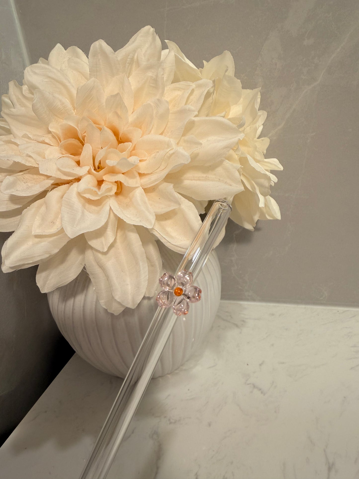 Light pink flower - small